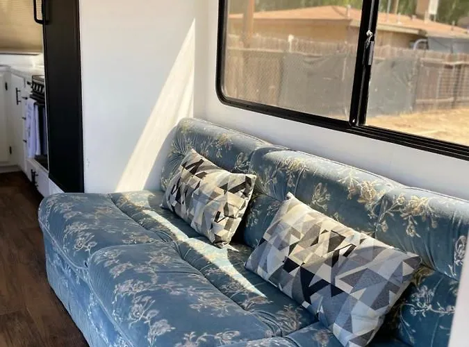 Rv2 Stunning Rv Private Netflix Freeparking